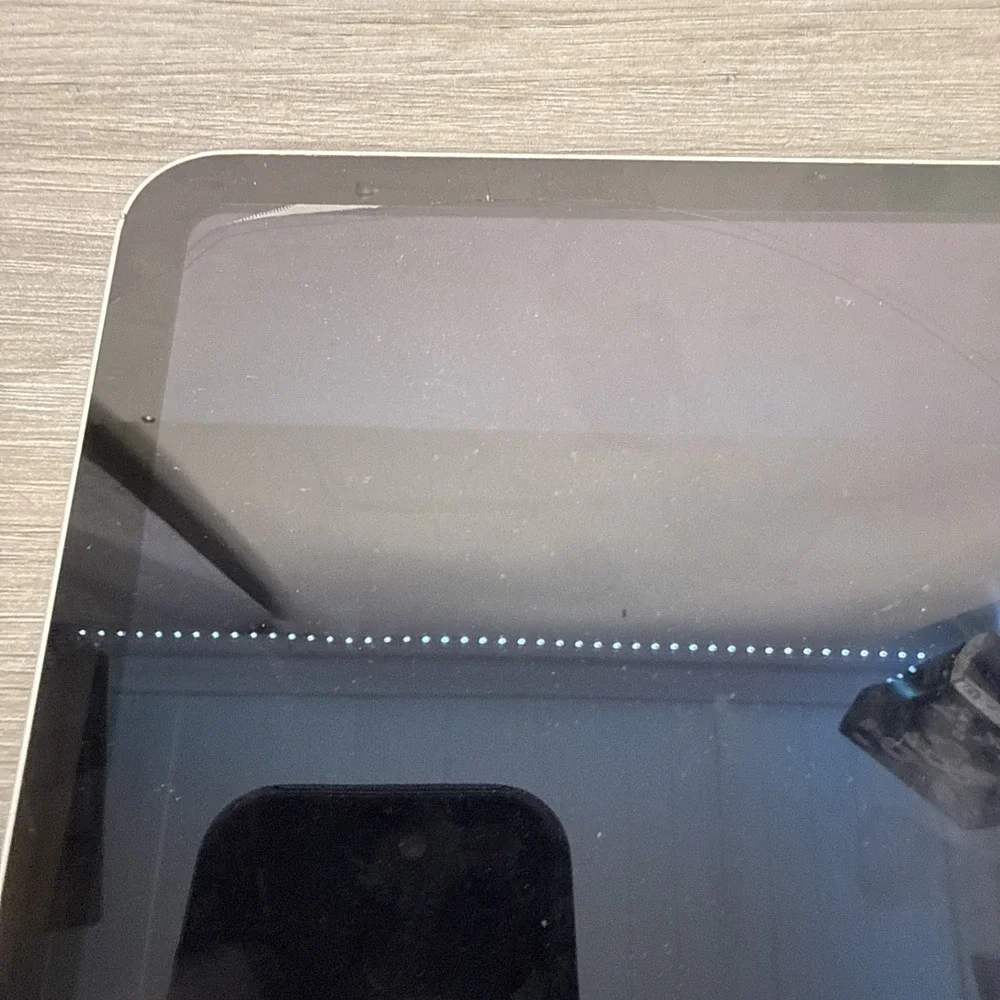 Apple iPad 10th Gen A2757 64GB Unlocked Wifi Cellular Bad Display and No Power